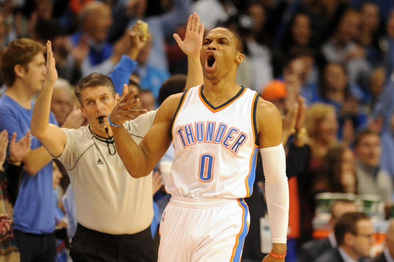 Thunder thump Mavs 104-89