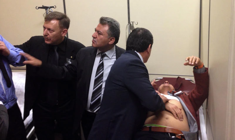 5 Turkish deputies hurt as tensions spiral over protest bill