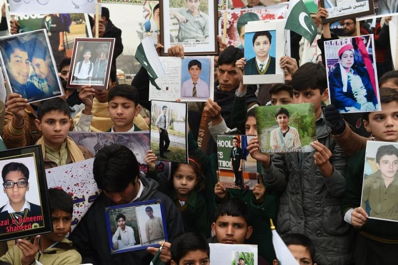 Relatives protest at Pakistan massacre school