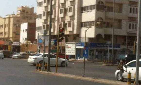 ‘No ban on turning right at red traffic lights’