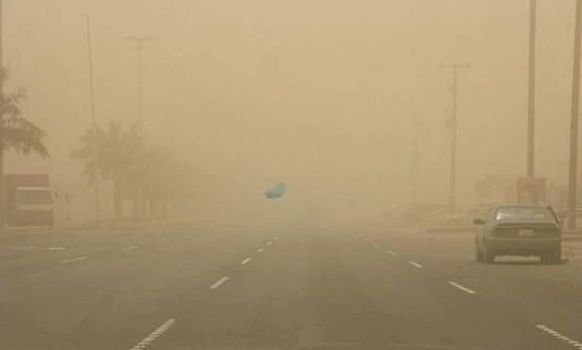 Massive dust storm envelopes Riyadh
