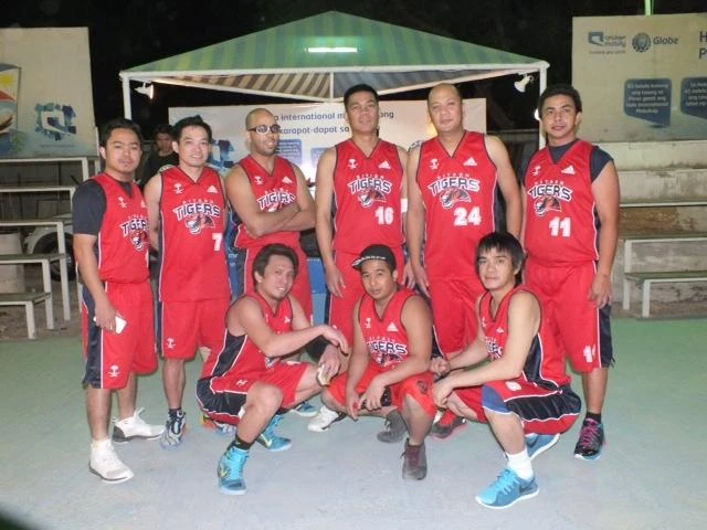 APD Telecom cagers triumph in Seder League