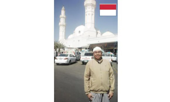 Indonesian pilgrim overwhelmed by expansion projects