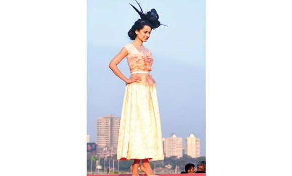 Kangana thrilled at winning award
