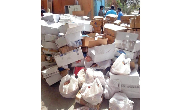 Inspectors seize 13 tons of rotten food in Jeddah