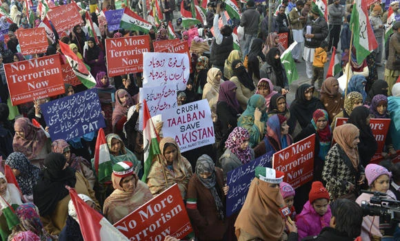 Pakistan Army arrests 12 Taleban involved in school attack