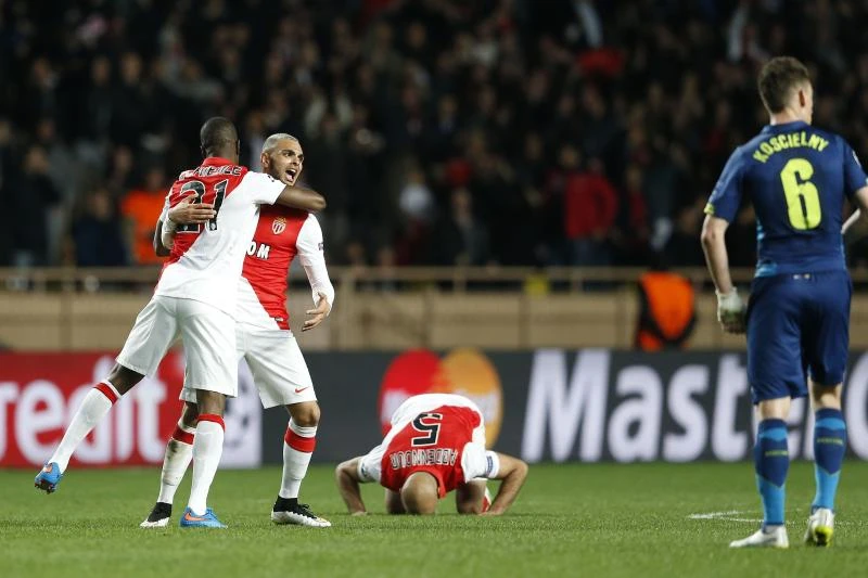 Arsenal falls short; Atletico holds nerve