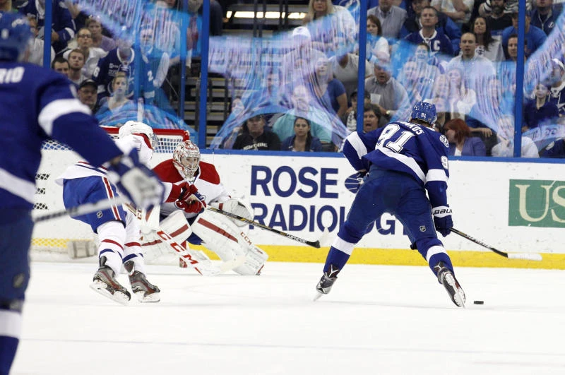 Stamkos scores 2 goals, Lightning beat Canadiens 4-2
