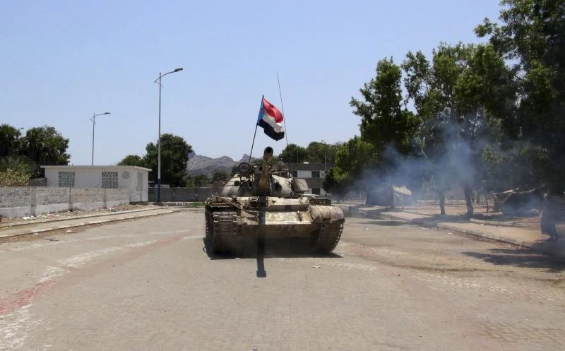 Heavy fighting on the outskirts of Aden