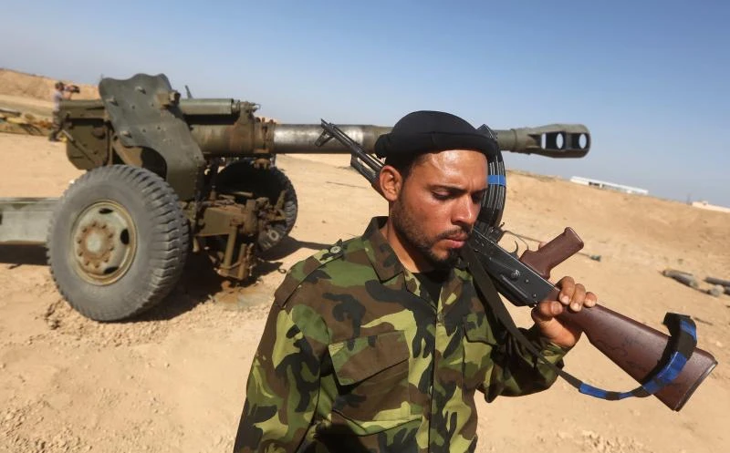 Concern grows for civilians as Iraq tightens noose on Tikrit