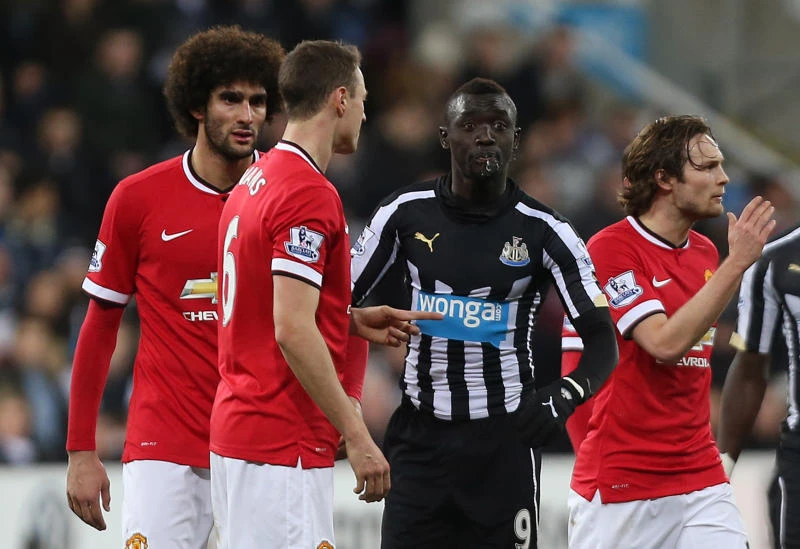 Evans rejects spit claims, but Cisse ‘sorry’