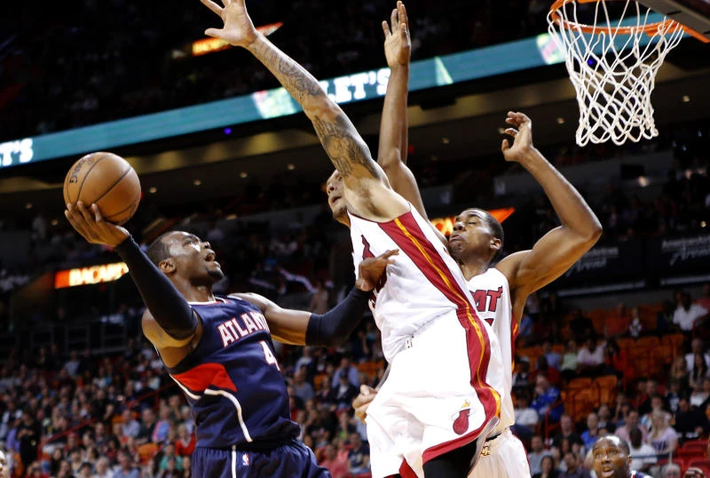 Hawks too hot for Heat