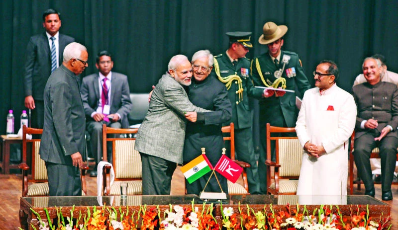 India’s ruling Hindu party shares power in Kashmir