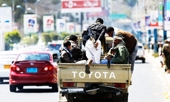 Shiite militia shoot dead 2 Yemen protesters