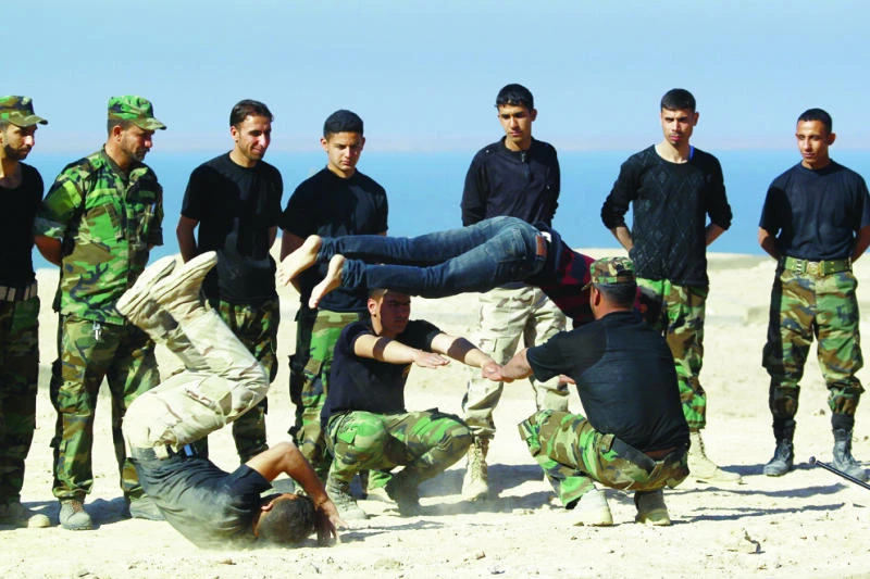 Iraq forces face rebel resistance in Tikrit