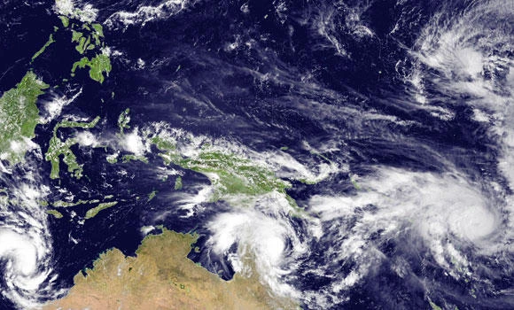 Fierce cyclone threatening Pacific island of Vanuatu