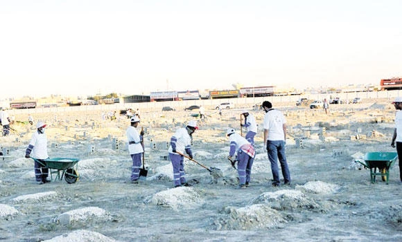 EP campaign to clean cemeteries