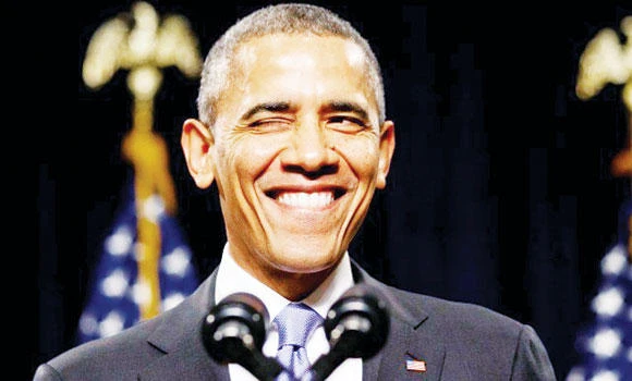 Comedian in chief? Obama pokes fun at himself, again!