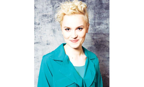 Space, the next frontier for ‘Insurgent’ author