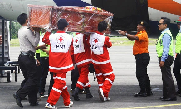 AirAsia families accept ‘sad reality’ as search ends
