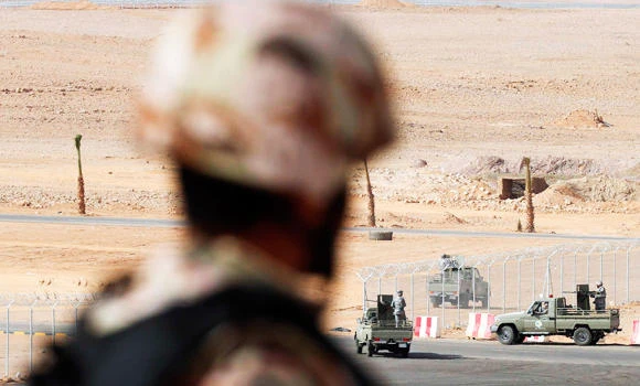 Infiltration bid foiled, security man hurt