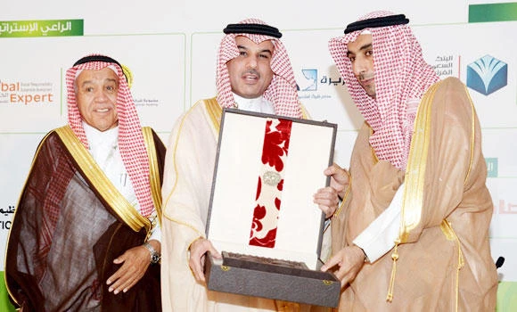 SABIC honored for sponsoring CSR Forum in Madinah