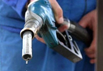 Oil prices rise despite jump in US stockpiles
