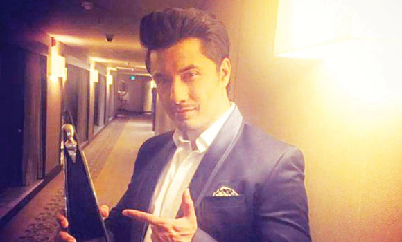 Ali Zafar wins The Most Stylish Import award