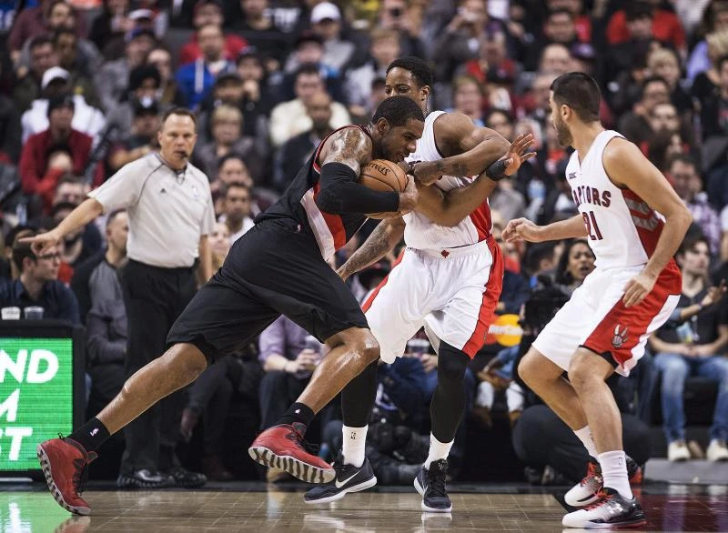 Aldridge stars in Blazers’ win over Raptors