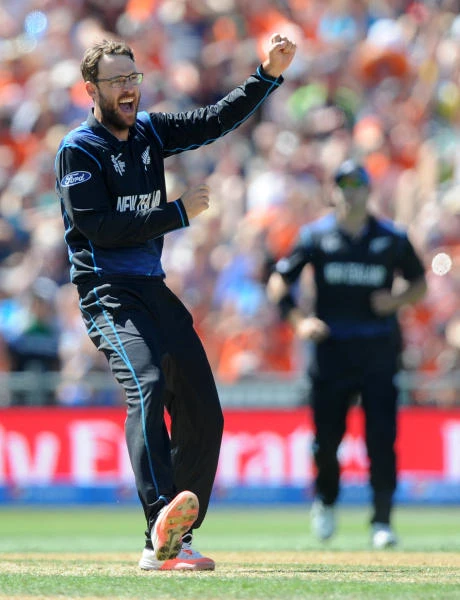 Veteran Vettori sets up crushing New Zealand win