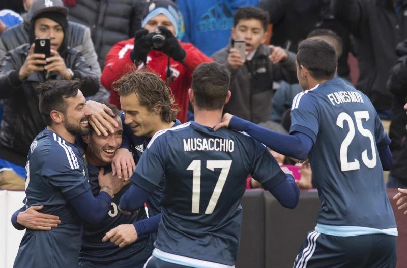 Argentina, Mexico notch Copa America warmup victories