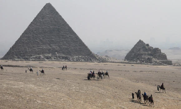 Qatari fatwa: Destroy pyramids and Sphinx!