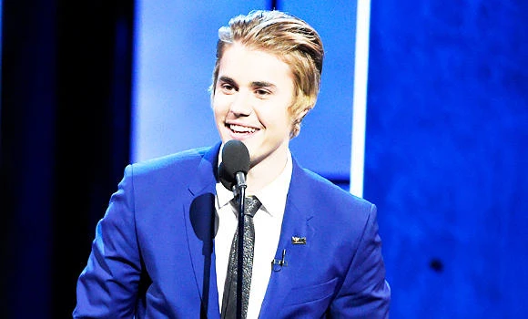 Bieber attends mediation over snapper assault