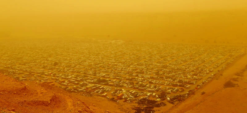 Freak sandstorm wreaks havoc