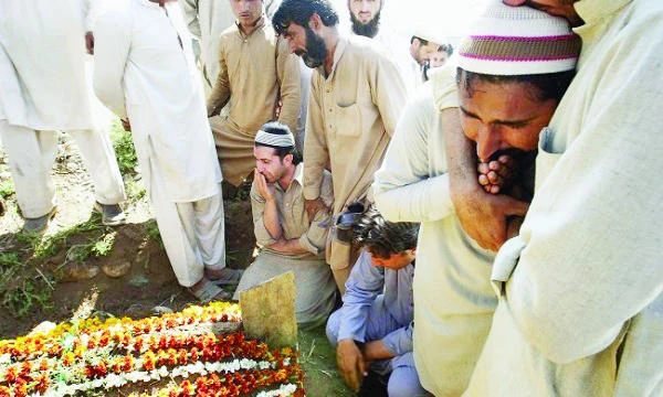 10 gunned down in Pakistan marriage dispute