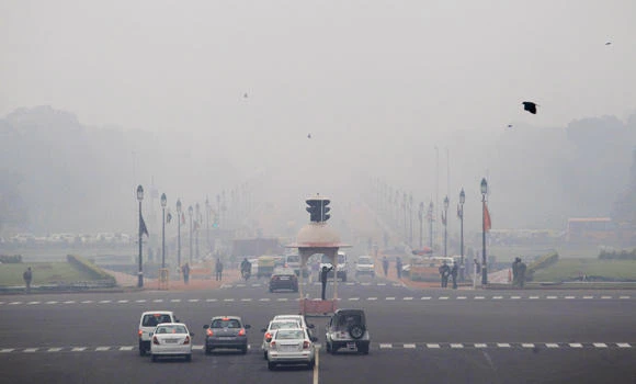 India measures air quality in world’s most polluted capital