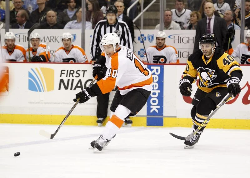 Flyers win 4-1 at undermanned Penguins