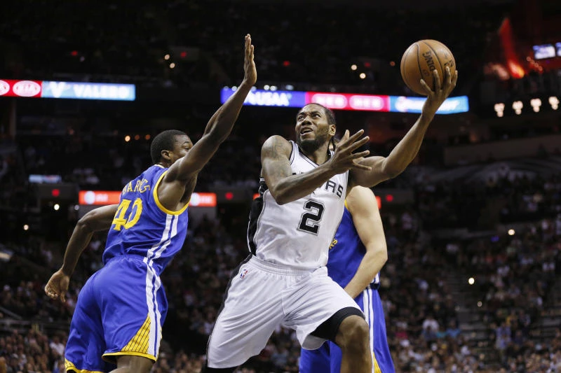 Spurs snap Warriors 12-game win streak