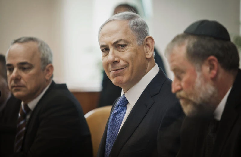 Israel tests US-backed missile shield as Iran nuclear deadline looms