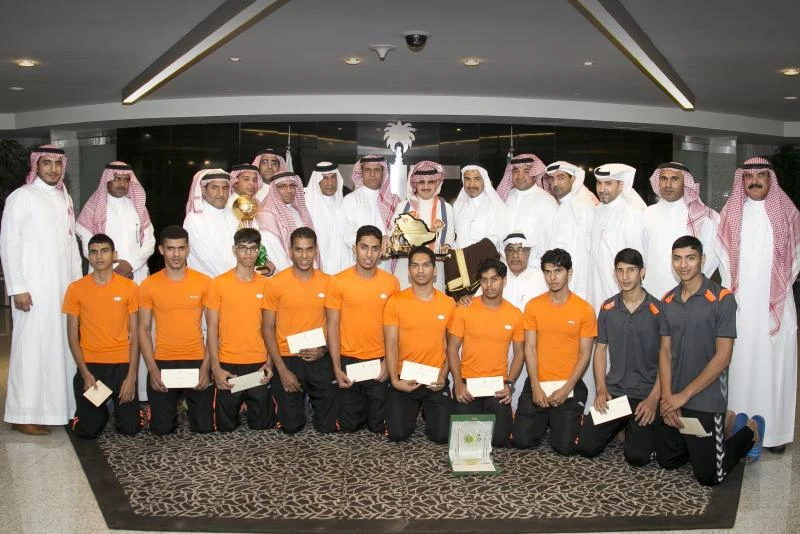 Prince Alwaleed awards SR250, 000 to Mudhar Sports Club