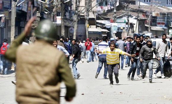Kashmir shuts down against ‘Hindu townships’