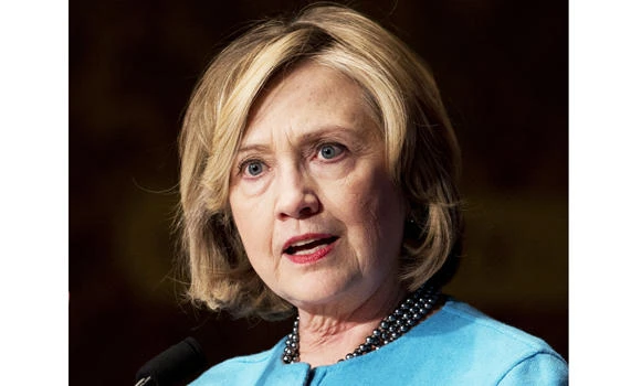 Hillary Clinton sets off on 2016 presidential campaign trail