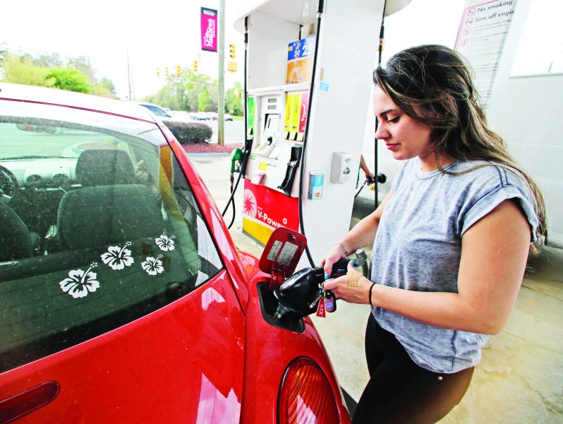 Supply glut hurts oil prices