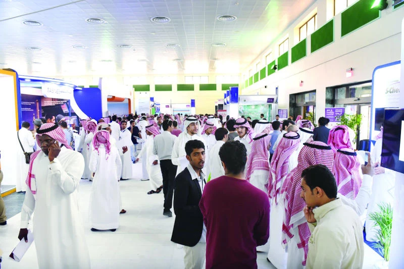 9,000 job seekers turn up at Jubail career fair