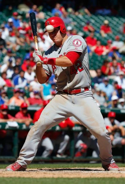 Trout, Angels wrap up series with 10-2 win at Texas