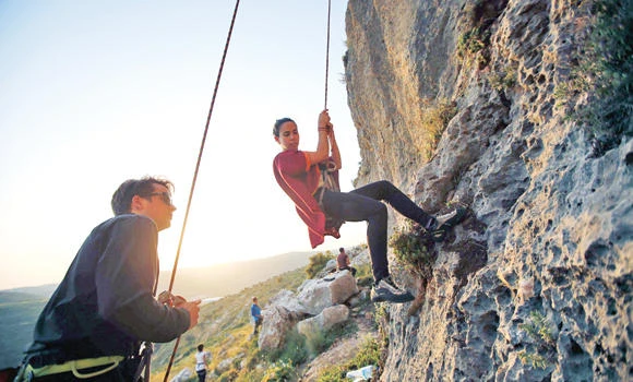 Daring Palestinians reach new heights in West Bank