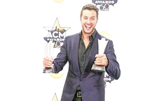Lambert, Bryan shine at ACM Awards