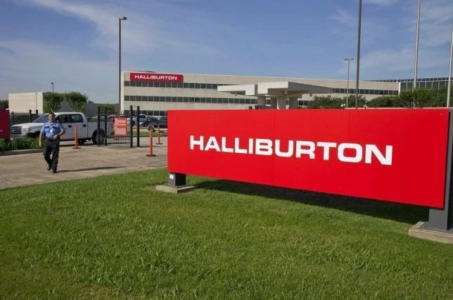 Halliburton cuts work force by 10% on oil crash impact