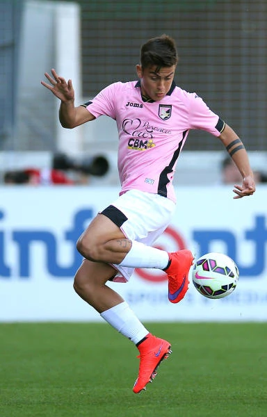 Dybala hints at Juve over Chelsea, PSG