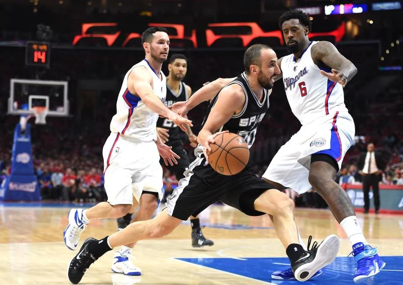 Spurs win in OT at Clippers to square series